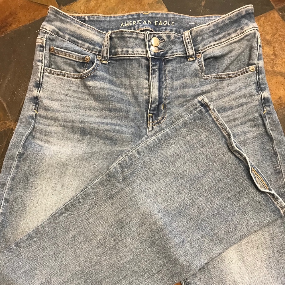 Women's American Eagle Jeans-Never Worn